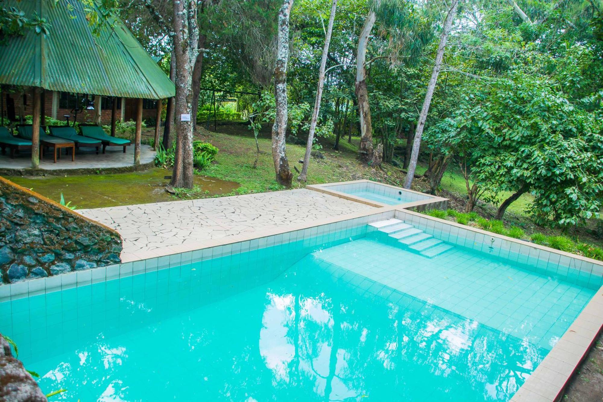Usa River Meru Mbega Lodge מראה חיצוני תמונה